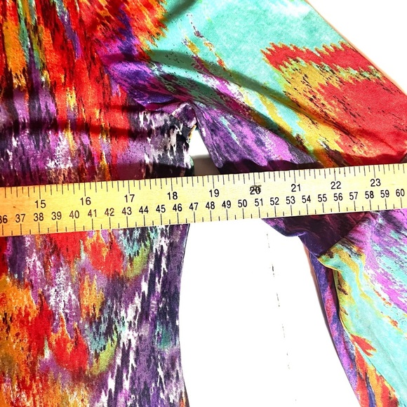 New Directions Multicolor Abstract Women’s Top with Wide 3/4 Sleeves Size Medium - Picture 11 of 12